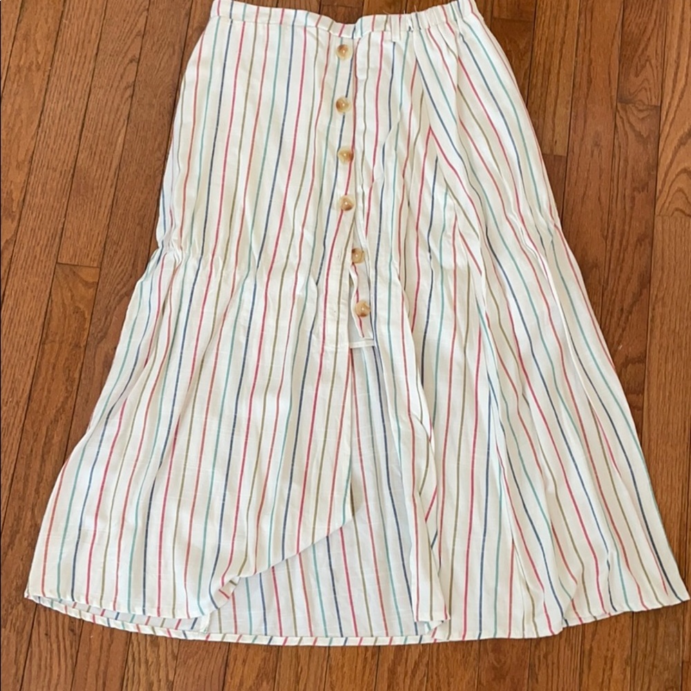 Cute midi skirt from Francescas